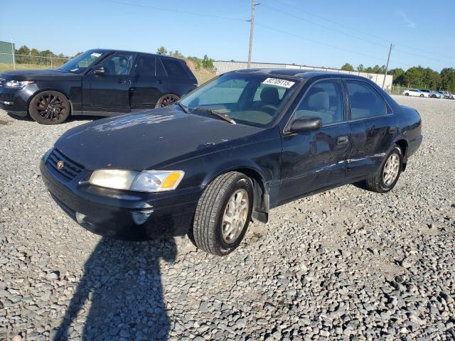 1999 TOYOTA CAMRY LE, 