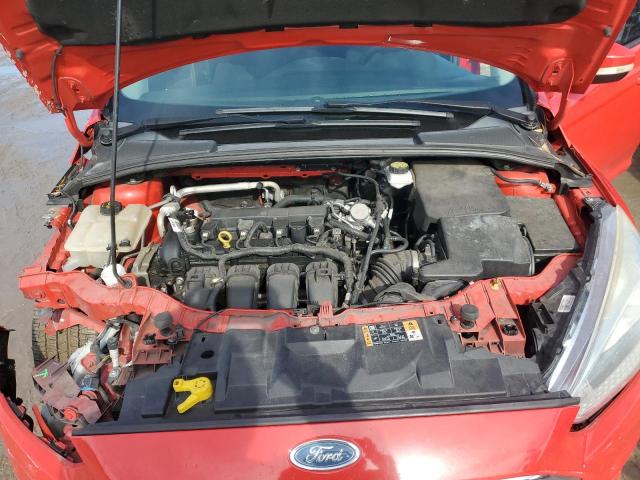 1FADP3F20HL338294 - 2017 FORD FOCUS SE RED photo 11