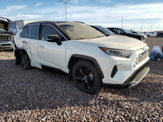 JTMEWRFV8LJ031961 - 2020 TOYOTA RAV4 XSE WHITE photo 4