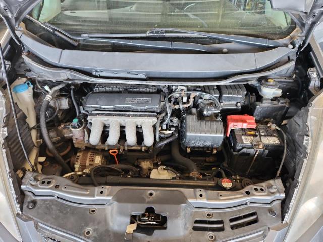 JHMGE8H33DC062167 - 2013 HONDA FIT GRAY photo 11