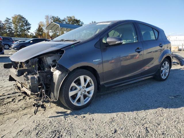 2017 TOYOTA PRIUS C, 