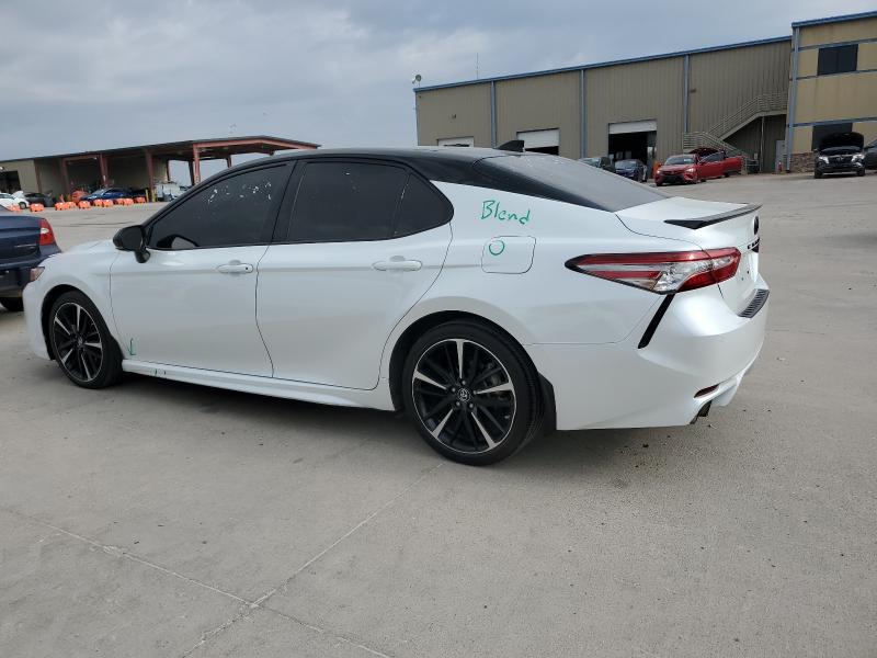 4T1BZ1HK0JU021317 - 2018 TOYOTA CAMRY XSE Ağ foto 2