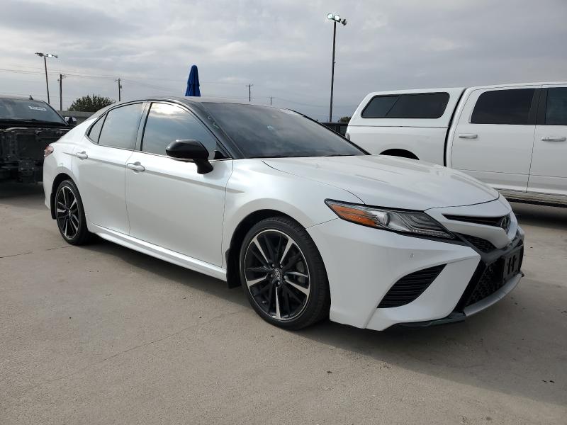 4T1BZ1HK0JU021317 - 2018 TOYOTA CAMRY XSE Ağ foto 4