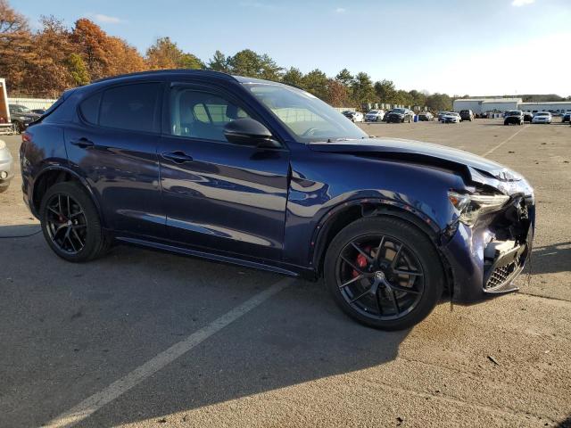 ZASPAKBN1L7C84757 - 2020 ALFA ROMEO STELVIO TI BLUE photo 4