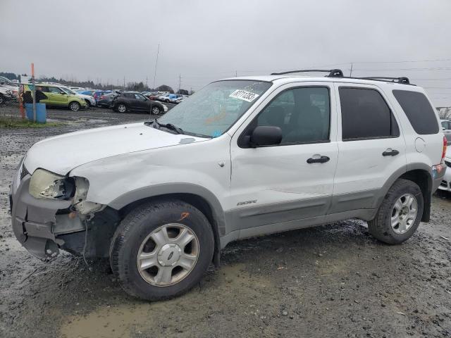 1FMCU04122KC47236 - 2002 FORD ESCAPE XLT WHITE photo 1