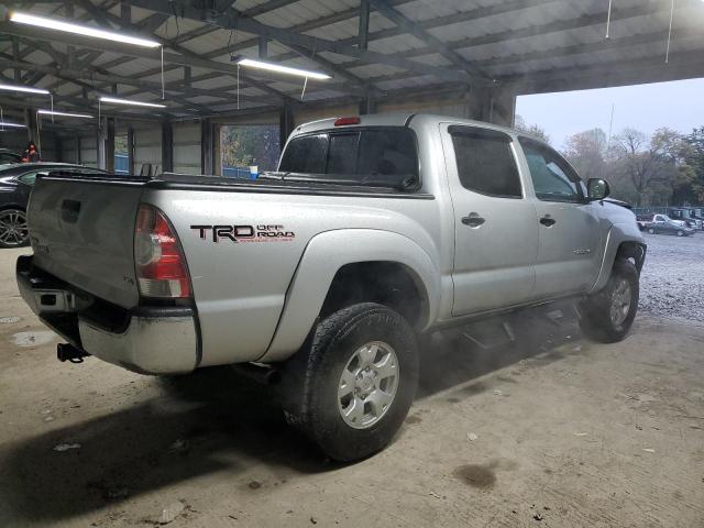 3TMLU4EN5DM125348 - 2013 TOYOTA TACOMA DOUBLE CAB Srebrny zdjęcie 3