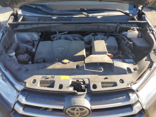 5TDJZRFHXHS427318 - 2017 TOYOTA HIGHLANDER SE Boz foto 12