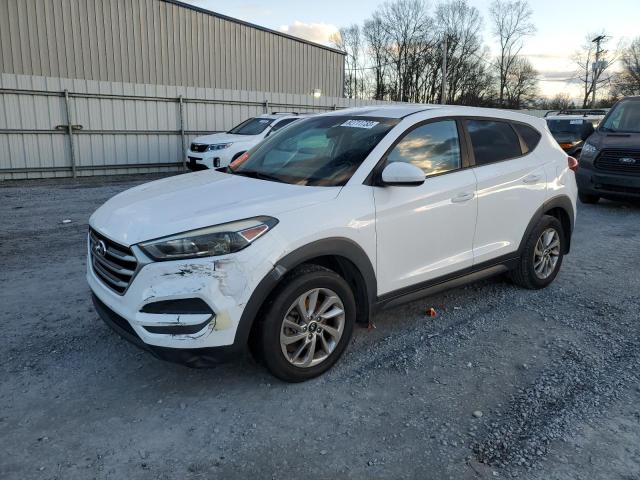 KM8J23A47HU365759 - 2017 HYUNDAI TUCSON SE WHITE photo 1