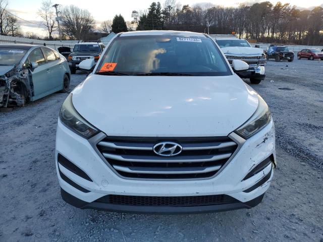 KM8J23A47HU365759 - 2017 HYUNDAI TUCSON SE WHITE photo 5