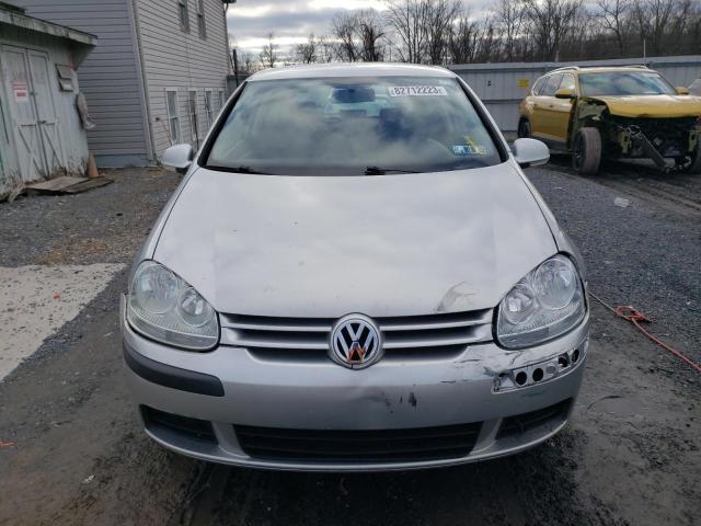 WVWBB71K19W010395 - 2009 VOLKSWAGEN RABBIT SILVER photo 5