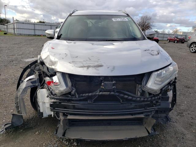 5N1AT2MT4JC849006 - 2018 NISSAN ROGUE S SILVER photo 5