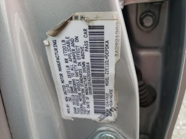 1NXBR12E42Z650664 - 2002 TOYOTA COROLLA CE SILVER photo 12