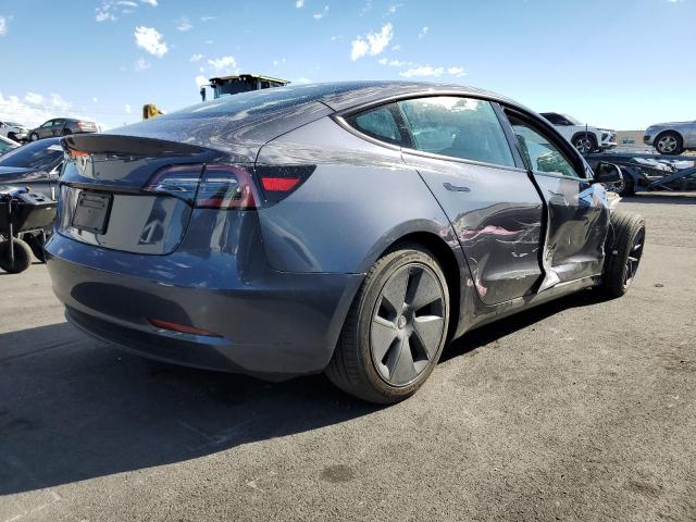 5YJ3E1EA3PF495103 - 2023 TESLA MODEL 3 灰色 照片 3