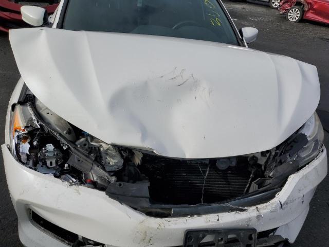 1HGCR2F5XGA173595 - 2016 HONDA ACCORD SPORT WHITE photo 11