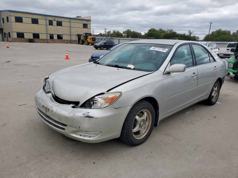 2002 TOYOTA CAMRY LE, 