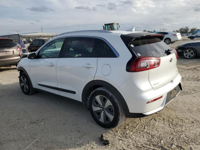 KNDCB3LC3J5204584 - 2018 KIA NIRO FE WHITE photo 2