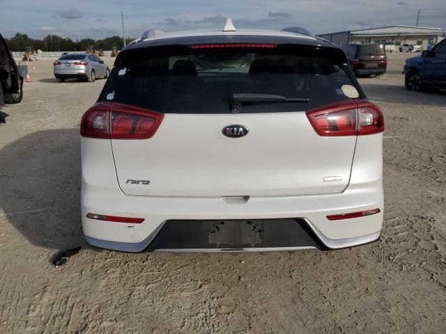 KNDCB3LC3J5204584 - 2018 KIA NIRO FE WHITE photo 6