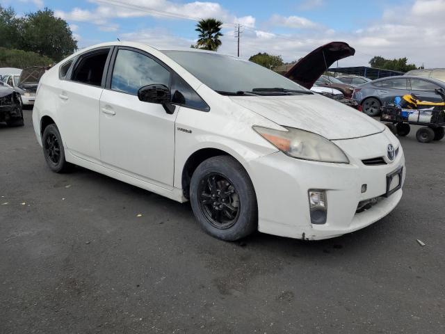 JTDKN3DU5B0326436 - 2011 TOYOTA PRIUS WHITE photo 4