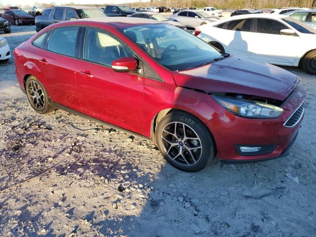 1FADP3H21HL275171 - 2017 FORD FOCUS SEL RED photo 4