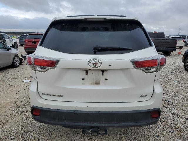 5TDKKRFH1GS137699 - 2016 TOYOTA HIGHLANDER XLE WHITE photo 6