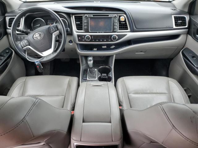 5TDKKRFH1GS137699 - 2016 TOYOTA HIGHLANDER XLE WHITE photo 8