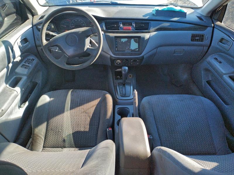 JA3AJ26E63U000905 - 2003 MITSUBISHI LANCER ES თეთრი ფოტო 8