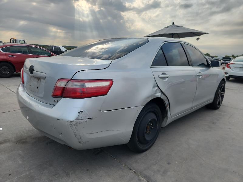 4T1BE46K17U124044 - 2007 TOYOTA CAMRY CE SILVER photo 3