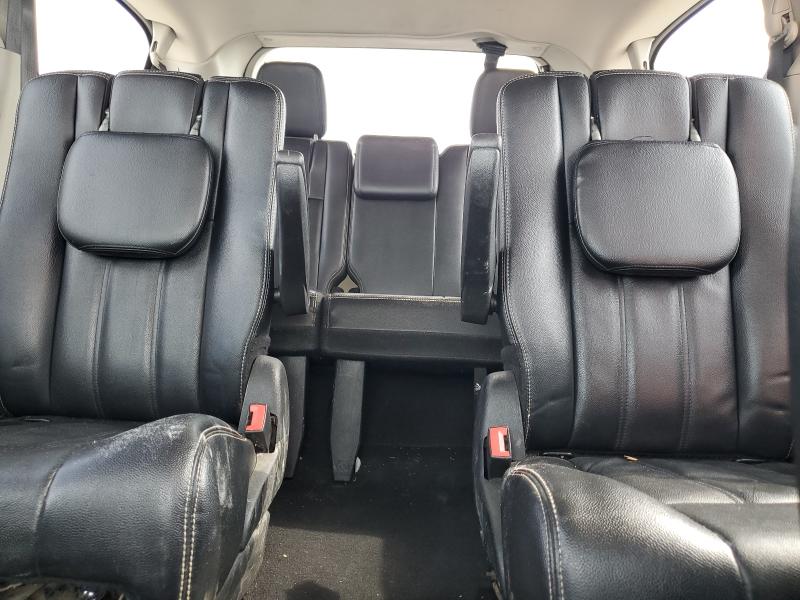 2C4RC1BG7FR560403 - 2015 CHRYSLER TOWN & COU TOURING WHITE photo 10