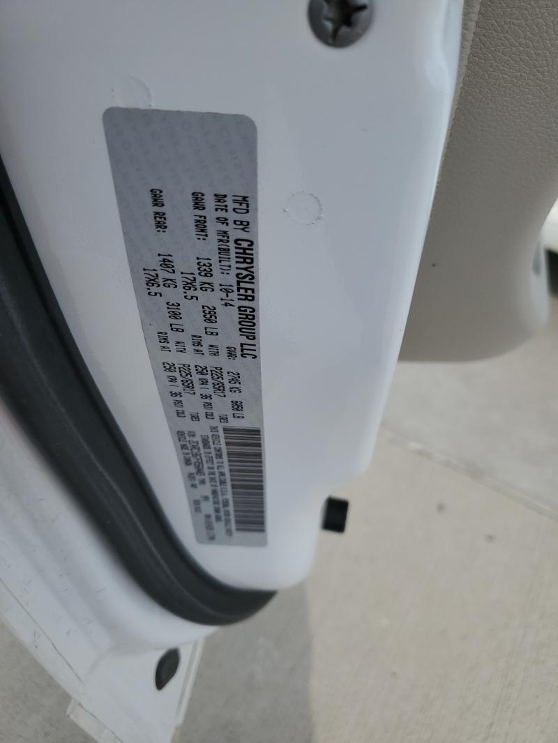 2C4RC1BG7FR560403 - 2015 CHRYSLER TOWN & COU TOURING WHITE photo 13