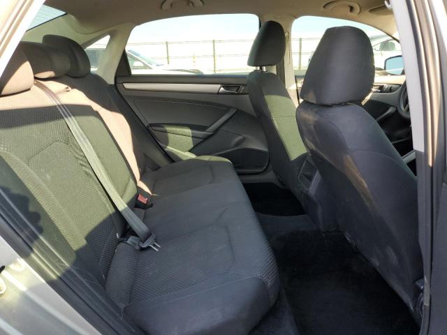 1VWAP7A30DC051257 - 2013 VOLKSWAGEN PASSAT S Srebrny zdjęcie 10