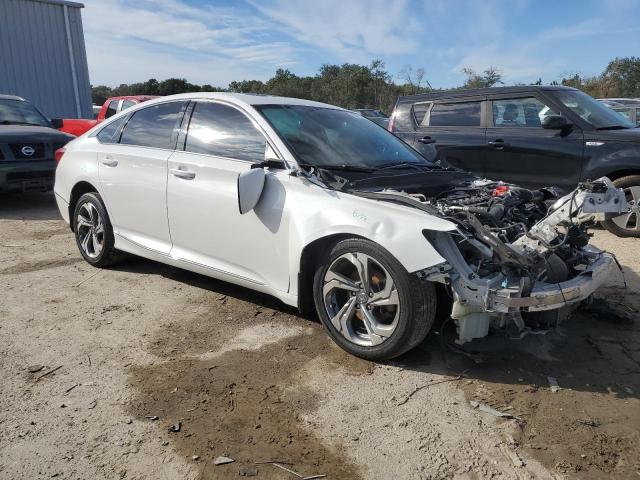 1HGCV1F65JA175986 - 2018 HONDA ACCORD EXL WHITE photo 4