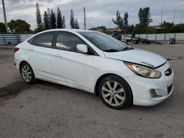 KMHCU4AE9CU130905 - 2012 HYUNDAI ACCENT GLS WHITE photo 4