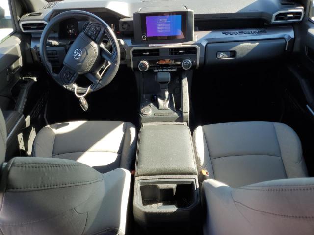 3TMKB5FN8SM032990 - 2025 TOYOTA TACOMA DOUBLE CAB Biały zdjęcie 8