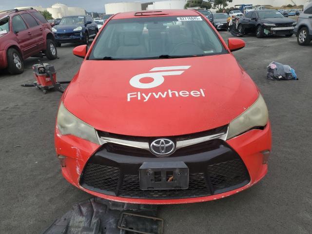 4T1BF1FK1FU032409 - 2015 TOYOTA CAMRY LE 红色 照片 5
