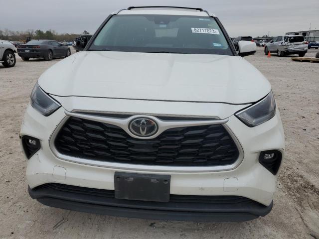 5TDGZRAH5MS514359 - 2021 TOYOTA HIGHLANDER XLE WHITE photo 5