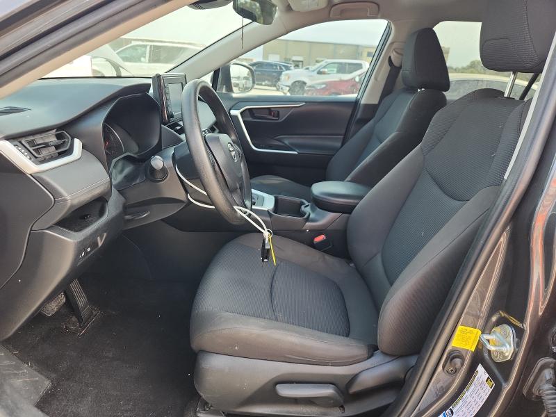 2T3F1RFV9NW319981 - 2022 TOYOTA RAV4 LE 灰色 照片 7