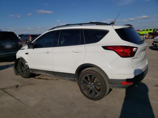 1FMCU0GD5KUA56064 - 2019 FORD ESCAPE SE WHITE photo 2