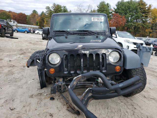 1C4BJWDG3DL658853 - 2013 JEEP WRANGLER U SPORT Czarny zdjęcie 5