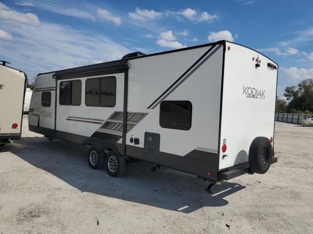 4YDTKDN25PJ970310 - 2023 KEYSTONE TRAILER WHITE photo 3