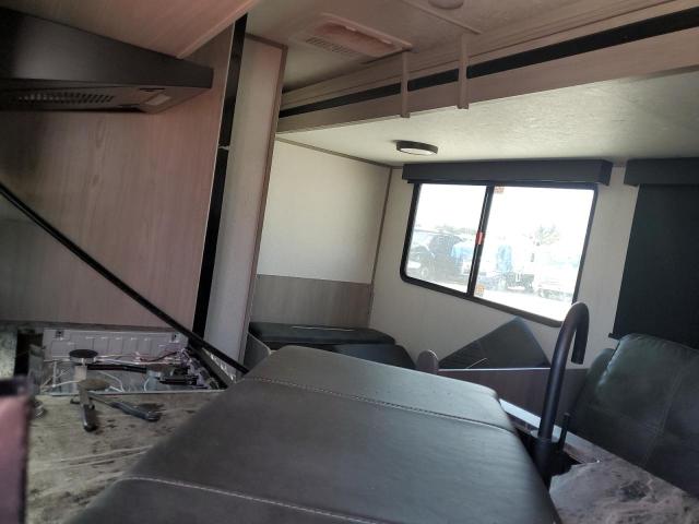 4YDTKDN25PJ970310 - 2023 KEYSTONE TRAILER WHITE photo 6