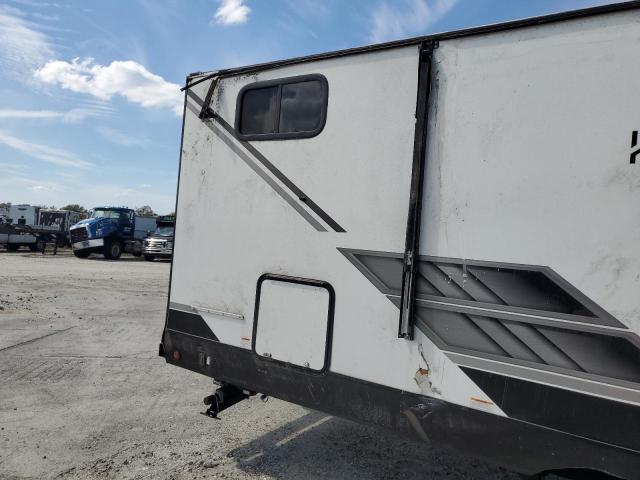 4YDTKDN25PJ970310 - 2023 KEYSTONE TRAILER WHITE photo 9