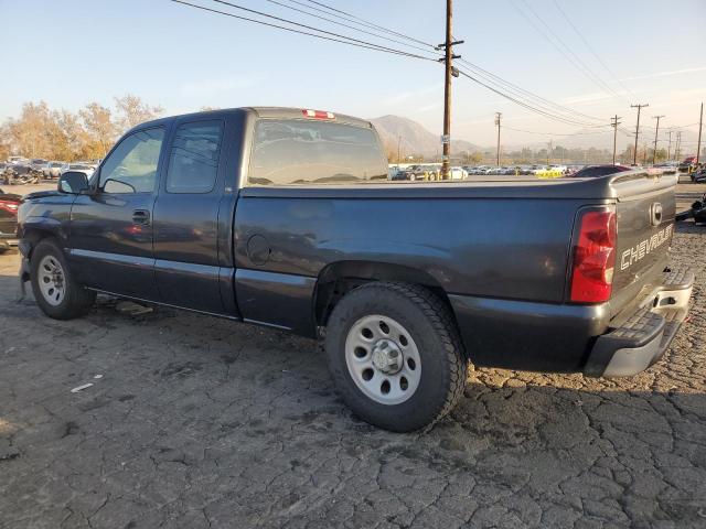 1GCEC19X05Z327648 - 2005 CHEVROLET SILVERADO C1500 SILVER photo 2