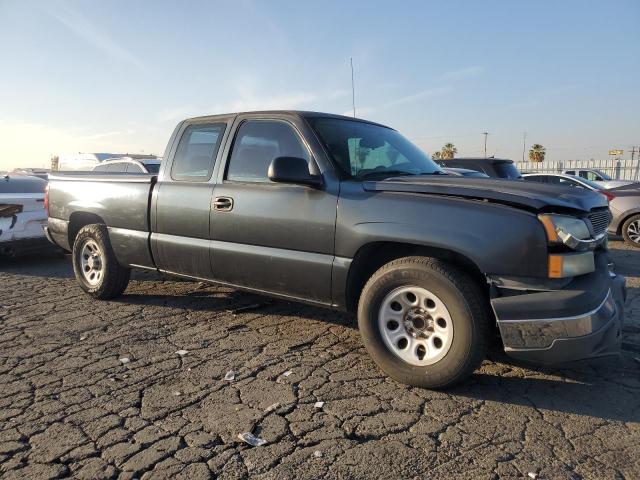 1GCEC19X05Z327648 - 2005 CHEVROLET SILVERADO C1500 SILVER photo 4