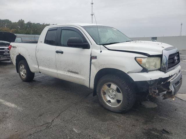 5TFBV54147X019968 - 2007 TOYOTA TUNDRA DOUBLE CAB SR5 WHITE photo 4