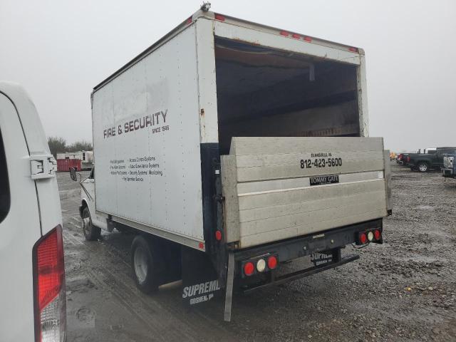 1GBHG31U361115524 - 2006 CHEVROLET EXPRESS G3 WHITE photo 2