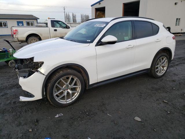 ZASFAKPN4J7B70219 - 2018 ALFA ROMEO STELVIO SPORT WHITE photo 1