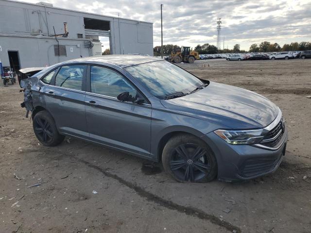 3VW7M7BU8RM053421 - 2024 VOLKSWAGEN JETTA SE GRAY photo 4