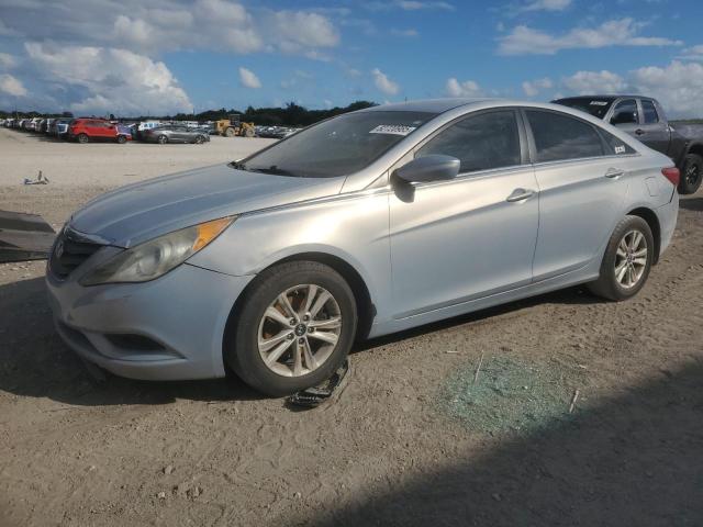 2012 HYUNDAI SONATA GLS, 