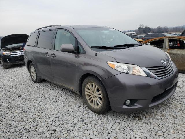 5TDYK3DC0CS273038 - 2012 TOYOTA SIENNA XLE GRAY photo 4