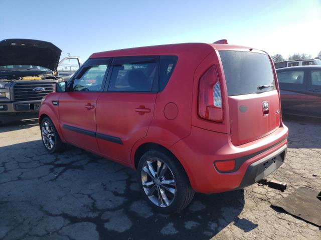 KNDJT2A5XD7622233 - 2013 KIA SOUL RED photo 2